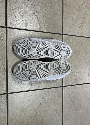 Кроссовки nike 39 г 2