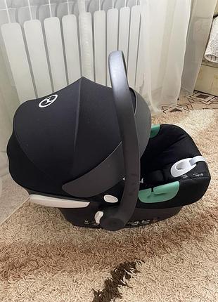 Продам автокрісло cybex