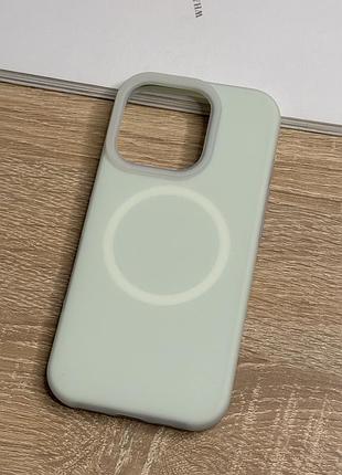 Чохол для iphone 16 pro з magsafe, силікон із м'якою підкладкою silicone case matte neon 4. зелений (soft green)