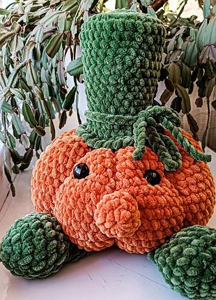Ручна робота hand made в'язаний декоративний гарбуз наповнення холоіайбер. колір можна обирати на замовлення.якісна робота, м'яка іграшка.декор.