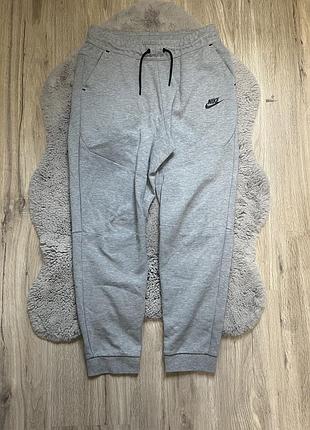 Nike tech-fleece штани сірі гарні