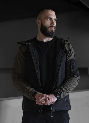 Чоловіча куртка із soft shell з капюшоном чорна осінна до -0*c he witровка демісезонна на флісі l (b)
