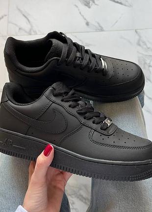 Nike air force 1 low black