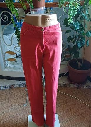 Женские красные джинсы рр 46-50
