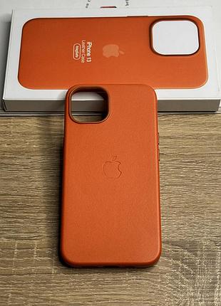 Кожаный чехол на iphone 13 с логотипом apple и magsafe, противоударный с микрофиброй, оранжевый (orange)