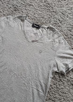 Футболка diesel, size s (подойдет также на м), состояние идеальное, плечи 44 подмышки 50 длина 70