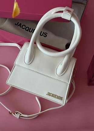 Сумка jacquemus premium classic білий є