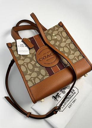 Женская кожаная сумка coach светло-коричневая
