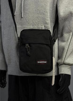 Месенджер eastpak 4