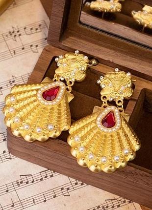 Серьги-гвоздики морская ракушка