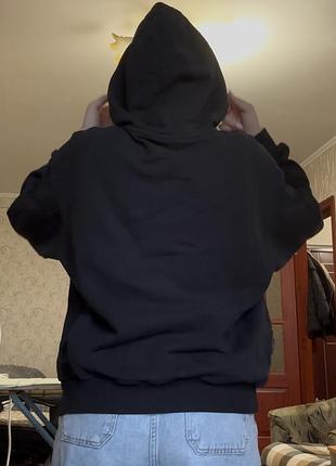 Чорне худі staff з принтом 3