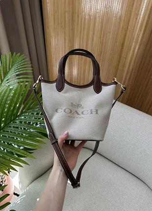 Женская сумочка-шопер coach из текстиля бежевая с коричневым 24 х 19 х 13 см