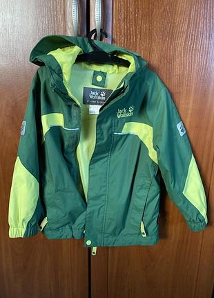 Куртка вітровка jack wolfskin 104р