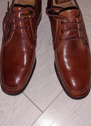 Дерби lloyd adrian 3