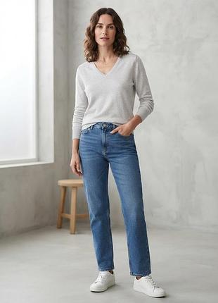 Стильний базовий пуловер next з v-подібним вирізом (80% cotton)