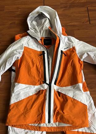 Лижний костюм peak performance , l , швеція