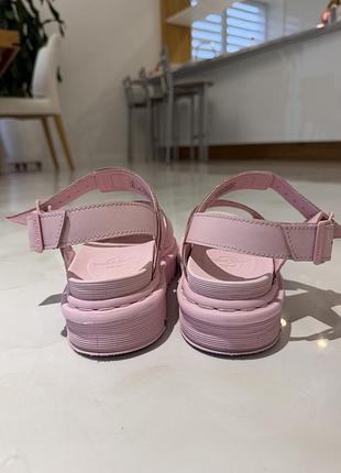 Босоніжки dr. martens 6