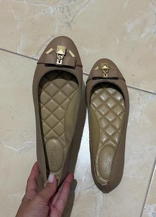 Базові шкіряні балетки michael kors 36,5