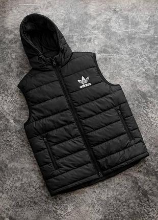 Жилетка adidas чорна