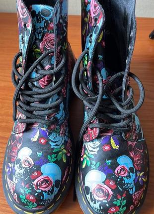 Dr.martens шкіряні кольорові черевики розмір 40