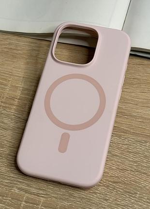 Чохол для iphone 16 pro з magsafe, рожевий матовий силікон з м’якою підкладкою silicone case