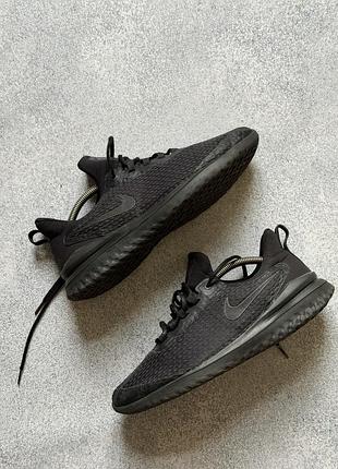 Чоловічі кросівки nike renew rival