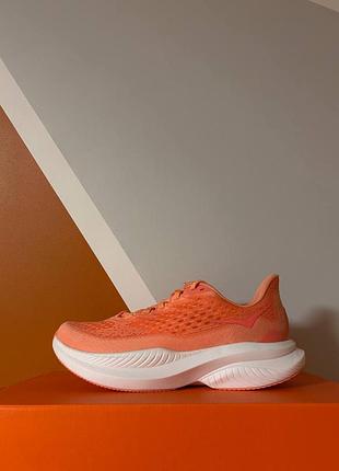 Жіночі кросівки hoka mach 6 la