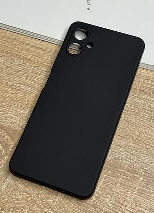 Силиконовый чехол на samsung galaxy a06, черный противоударный с защитой камеры и микрофиброй
