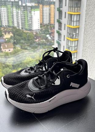 Женские кроссовки puma