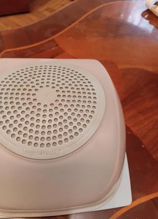 Продам сырницу tupperware 3