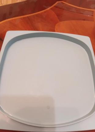 Продам сырницу tupperware 4