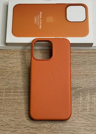Кожаный чехол на iphone 15 pro max с логотипом apple и magsafe, противоударный с микрофиброй, оранжевый (orange)