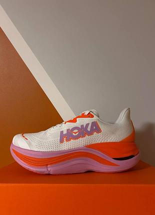 Женские беговые кроссовки hoka skyward x