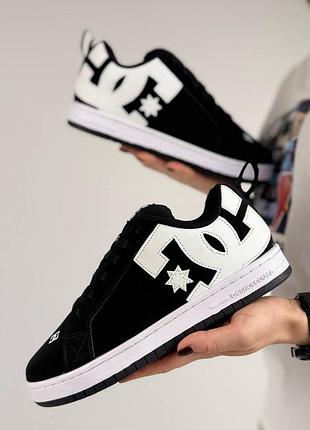Жіночі кросівки dc shoes court graffik black white
