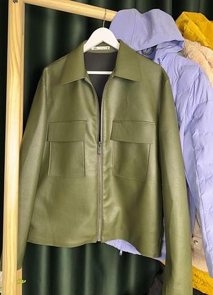 Куртка від zara