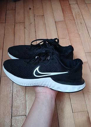 Бігові кросівки nike renew