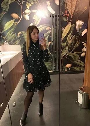 Сукня жіноча чорна в горох атласна з рюшами