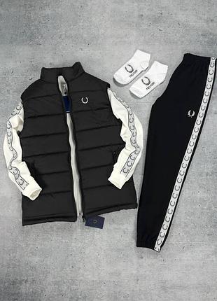 Мужской костюм fred perry + жилетка + носки молочный с лампасами комплект фред перри весенний осенний xl (bon)