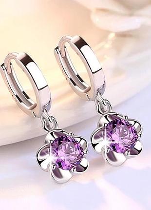 Серьги цветочки с фиолетовыми камнями
