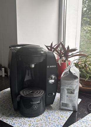 Кавомашина кавоварка bosch tassimo (пачка капсул у подарунок)