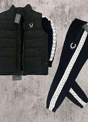 Мужской костюм fred perry + жилетка + носки черный с лампасами комплект фред перри весенний xl (bon)