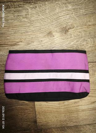Yves saint laurent косметичка