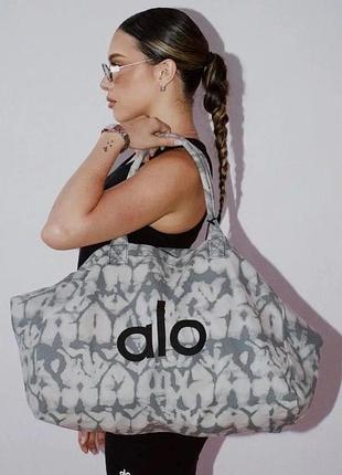 Сумка женская alo yoga travel tote