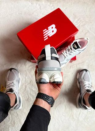 9060 white gray black 10