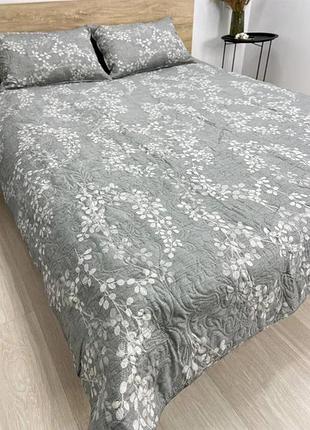 Покривало стьобане бавовняне квітковий принт 200x230 і наволочки 50x70 у подарунковій сумці