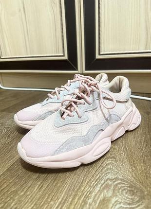Кросівки adidas
