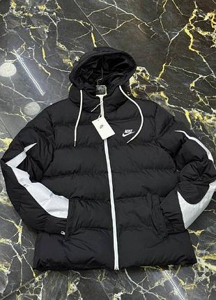 Мужская зимняя куртка nike черная короткая пуховик найк с белыми вставками l (b)