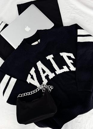 Светр yale