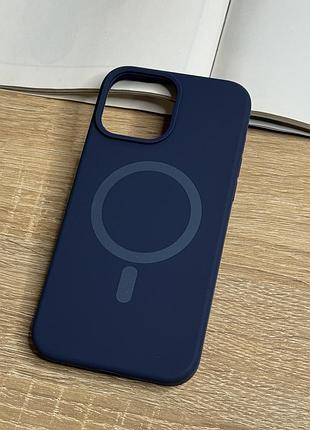 Силиконовый чехол на iphone 13 pro max с magsafe, темный синий с мягкой подкладкой silicone case
