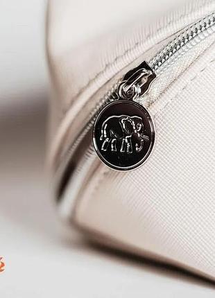 Косметичка chantecaille 3